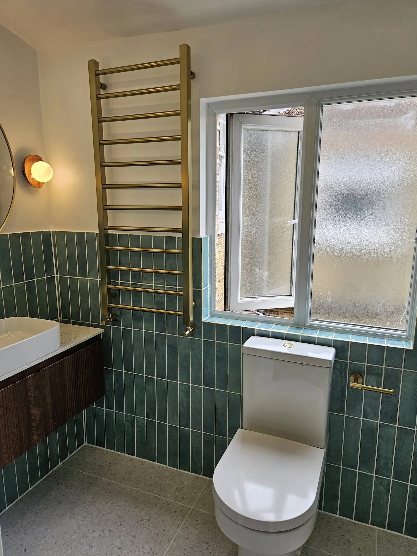 bathroom renovation Hoddesdon Hertfordshire